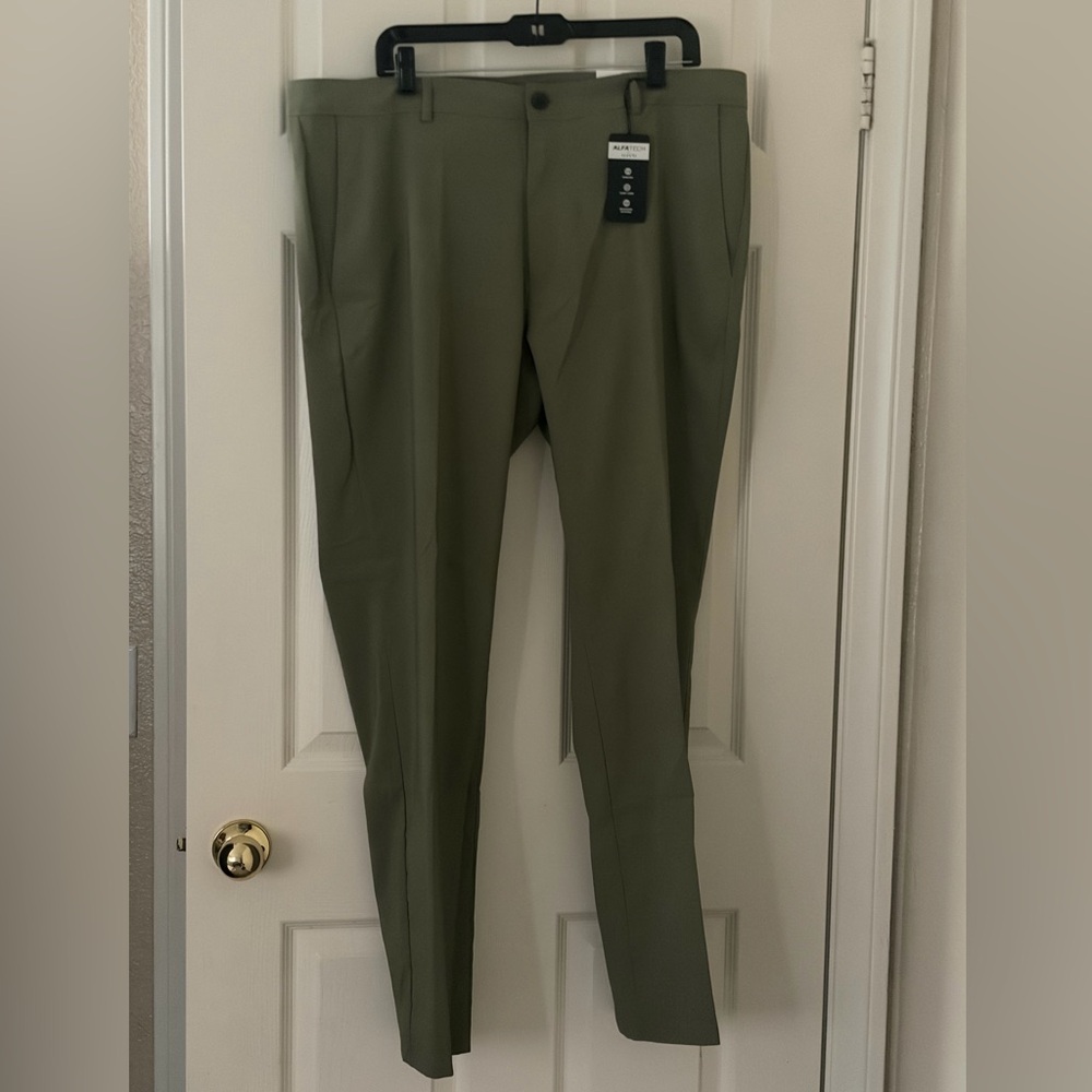 Alfani Men's Fennel Green Stretch Pants